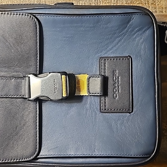 Coach Track Pack In Colorblock - All Calf Leather - Gunmetal-Lime-Green - Picture 2 of 12